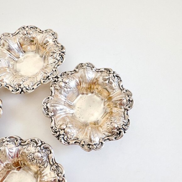 REED & BARTON STERLING SILVER FRANCIS 1 X569 SET OF 4 NUT DISH 3.5" - Picture 8 of 11